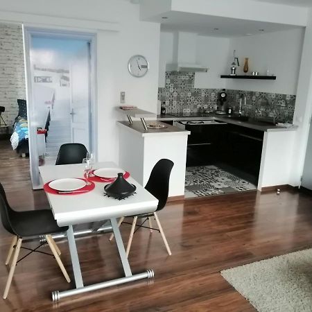 La Maison De 6Fran Appartement 1 Calme Et Spacieux Ambiance Familiale Valros エクステリア 写真